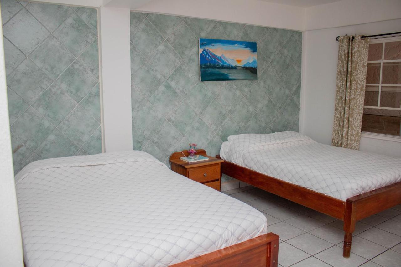 Las Palmas Hotel โคโรซอล ภายนอก รูปภาพ